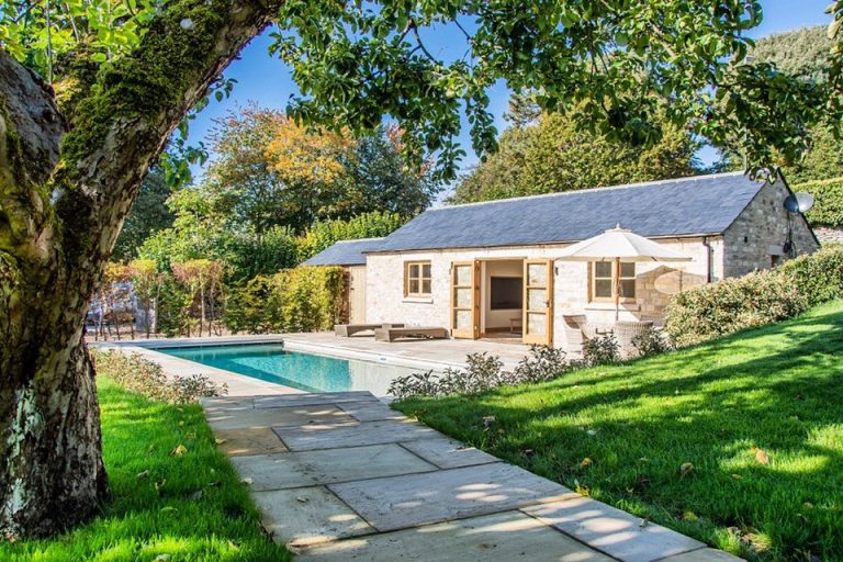Construction & Property Development - pool designer and pool house