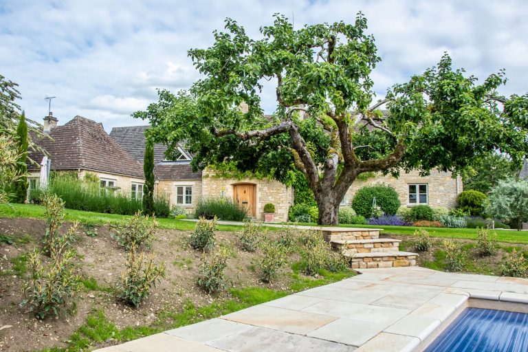 Construction & Property Development - landscaping pool surrounds